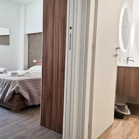 Elisabetta Station *